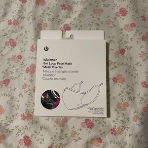 Lululemon mask